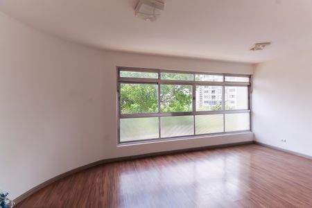 Apartamento à venda com 100m², 2 quartos e 1 vagaSala
