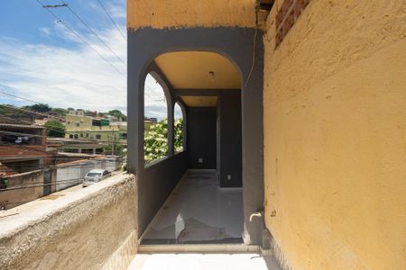 Casa para alugar com 90m², 2 quartos e 1 vaga Casa para alugar com 90m², 2 quartos e 1 vagaVaranda