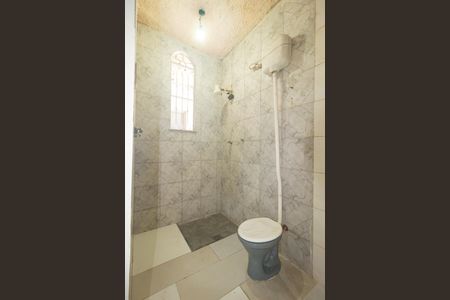 Casa para alugar com 90m², 2 quartos e 1 vaga Casa para alugar com 90m², 2 quartos e 1 vagaBanheiro