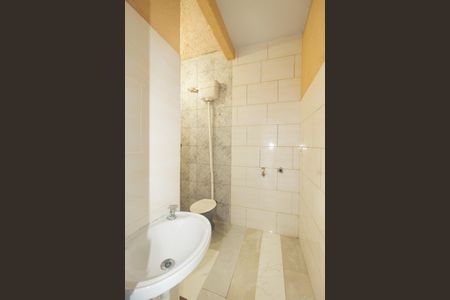 Casa para alugar com 90m², 2 quartos e 1 vaga Casa para alugar com 90m², 2 quartos e 1 vagaBanheiro