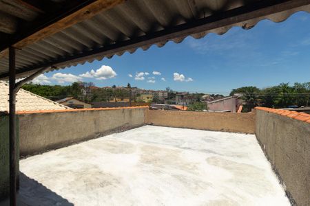 Casa para alugar com 90m², 2 quartos e 1 vaga Casa para alugar com 90m², 2 quartos e 1 vagaTerraço