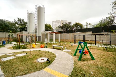 Apartamento para alugar com 43m², 2 quartos e sem vagaPlayground