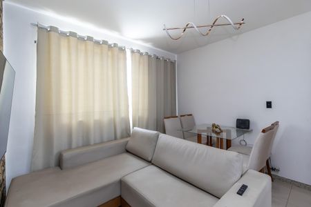 Sala de apartamento à venda com 3 quartos, 66m² em Copacabana, Belo Horizonte