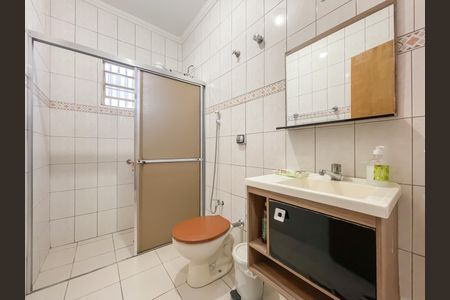 Casa à venda com 180m², 2 quartos e 2 vagasBanheiro 2