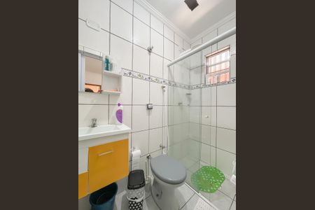 Casa à venda com 180m², 2 quartos e 2 vagasBanheiro da Suíte