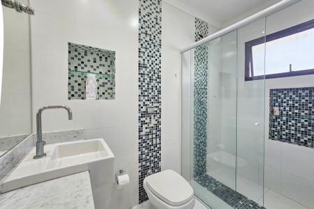 Apartamento para alugar com 200m², 4 quartos e 2 vagasBanheiro do Quarto 1