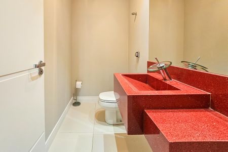 Apartamento para alugar com 200m², 4 quartos e 2 vagasBanheiro 