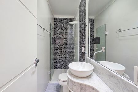 Apartamento para alugar com 200m², 4 quartos e 2 vagasBanheiro do Quarto 4