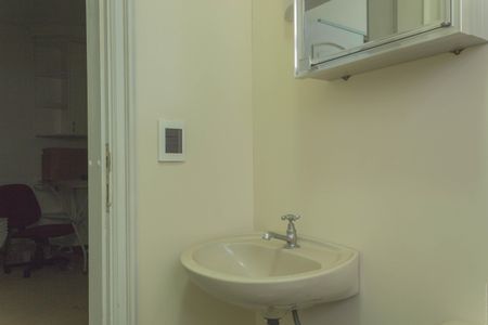 Apartamento à venda com 412m², 5 quartos e 5 vagasBanheiro de Serviço