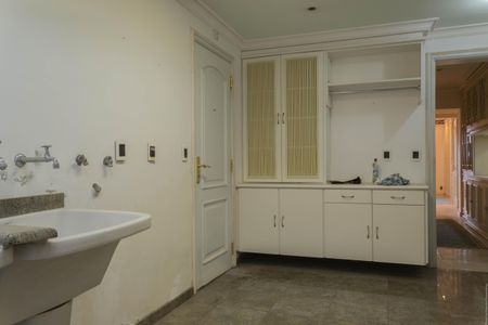 Apartamento à venda com 412m², 5 quartos e 5 vagasÁrea de Serviço