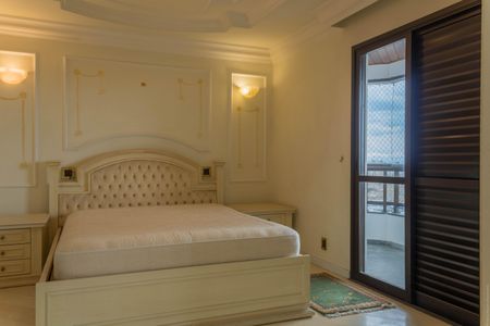 Apartamento à venda com 412m², 5 quartos e 5 vagasSuíte 1