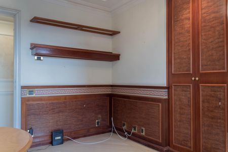 Apartamento à venda com 412m², 5 quartos e 5 vagasSuíte 2