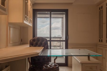 Apartamento à venda com 412m², 5 quartos e 5 vagasEscritório