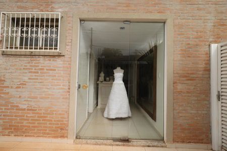 Casa para alugar com 200m², 4 quartos e 2 vagas Casa para alugar com 200m², 4 quartos e 2 vagasEntrada