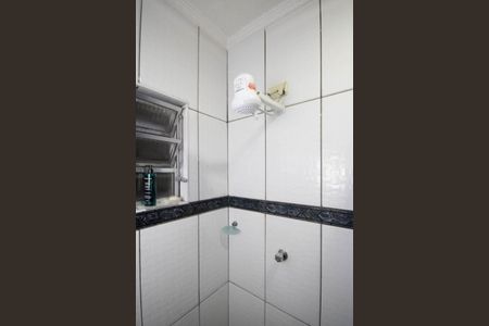 Casa à venda com 220m², 3 quartos e 2 vagasBanheiro 2