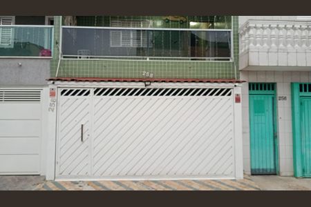 Casa à venda com 220m², 3 quartos e 2 vagasFachada 