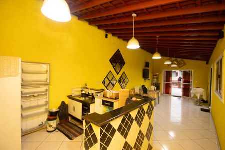 Casa à venda com 220m², 3 quartos e 2 vagasÁrea gourmet