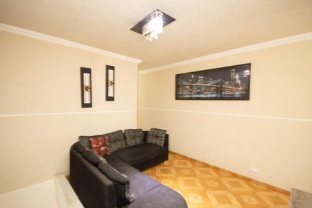 Casa à venda com 220m², 3 quartos e 2 vagassala 