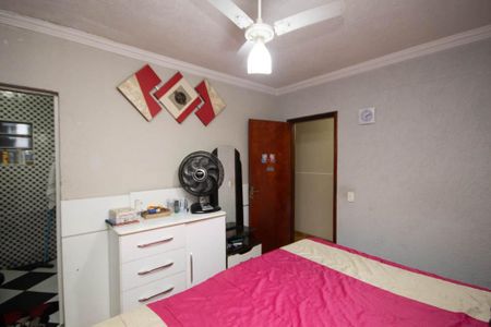 Casa à venda com 220m², 3 quartos e 2 vagasSuíte 