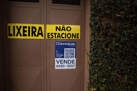 Apartamento à venda com 54m², 2 quartos e 1 vaga Apartamento à venda com 54m², 2 quartos e 1 vagaPLAQUINHA