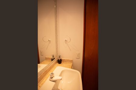 Apartamento à venda com 54m², 2 quartos e 1 vaga Apartamento à venda com 54m², 2 quartos e 1 vagaBANHEIRO