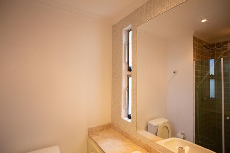 Apartamento à venda com 54m², 2 quartos e 1 vaga Apartamento à venda com 54m², 2 quartos e 1 vagaBANHEIRO