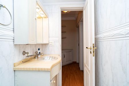 Apartamento à venda com 82m², 2 quartos e 1 vagaBanheiro