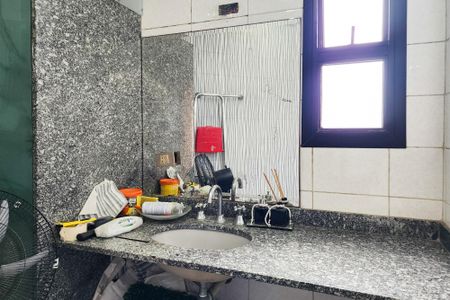 Apartamento à venda com 134m², 4 quartos e 2 vagasBanheiro da Suíte 3