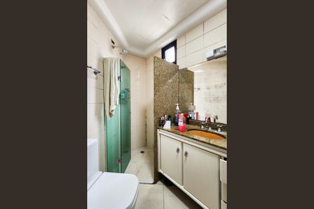 Apartamento à venda com 134m², 4 quartos e 2 vagasBanheiro da Suíte 1