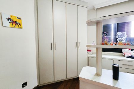 Apartamento à venda com 134m², 4 quartos e 2 vagasSuíte 2