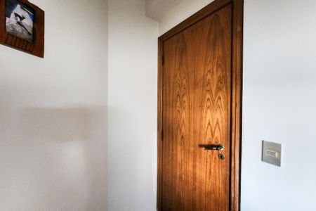 Apartamento à venda com 134m², 4 quartos e 2 vagasEscritório 