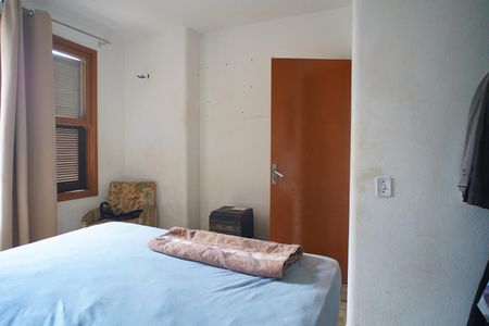 Quarto 2 de apartamento para alugar com 2 quartos, 56m² em Rubem Berta, Porto Alegre