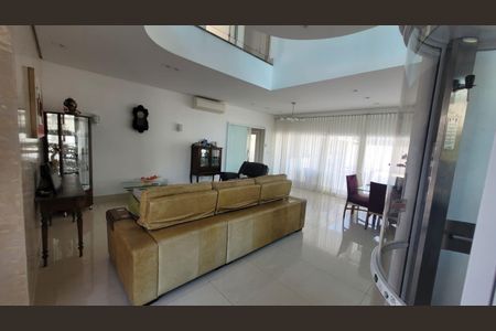 Casa à venda com 4 quartos, 360m² em Swiss Park, Campinas