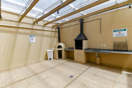 Apartamento para alugar com 44m², 2 quartos e 1 vagaÁrea comum - Churrasqueira