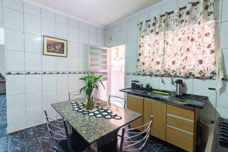 Casa à venda com 200m², 3 quartos e 1 vagaCozinha 