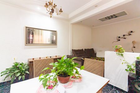 Casa à venda com 200m², 3 quartos e 1 vagaSala 