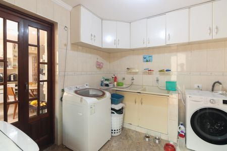 Casa à venda com 150m², 3 quartos e 2 vagasÁrea de Serviço 