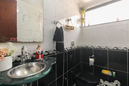 Casa à venda com 150m², 3 quartos e 2 vagasLavabo 