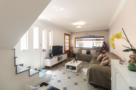 Casa à venda com 150m², 3 quartos e 2 vagasSala 