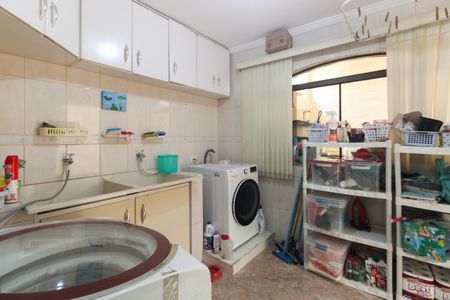 Casa à venda com 150m², 3 quartos e 2 vagasÁrea de Serviço 