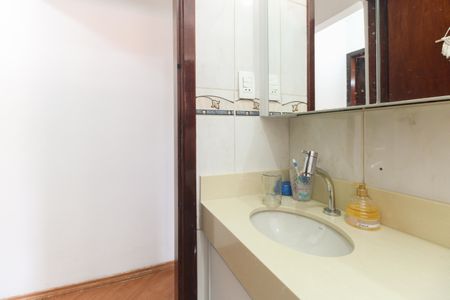 Casa à venda com 150m², 3 quartos e 2 vagasBanheiro Social 