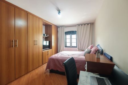 Casa à venda com 150m², 3 quartos e 2 vagasSuíte 