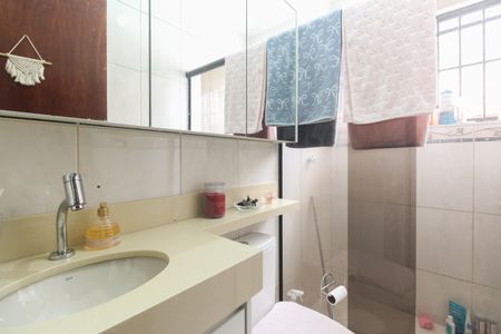 Casa à venda com 150m², 3 quartos e 2 vagasBanheiro Social 