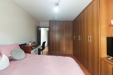 Casa à venda com 150m², 3 quartos e 2 vagasSuíte 