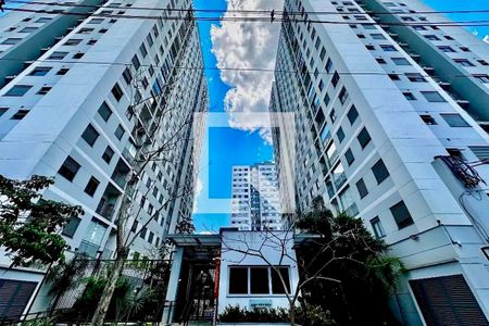 Apartamento à venda com 71m², 3 quartos e 1 vagaFachada 