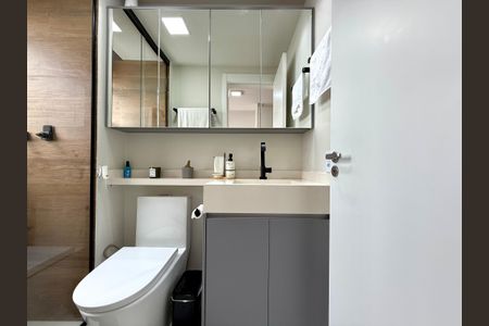 Apartamento à venda com 71m², 3 quartos e 1 vagaBanheiro Suíte 