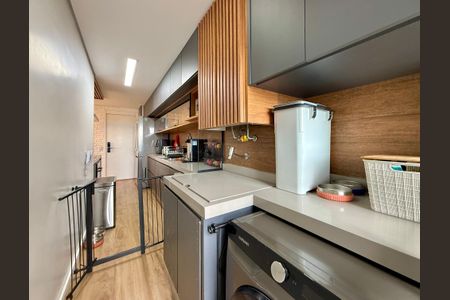 Apartamento à venda com 71m², 3 quartos e 1 vagaÁrea de Serviço