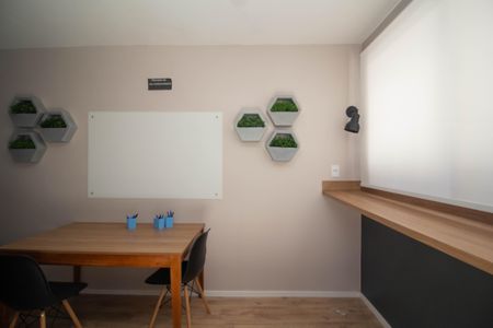 Apartamento à venda com 55m², 2 quartos e sem vaga Apartamento à venda com 55m², 2 quartos e sem vagaEspaço Home Office