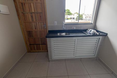 Kitnet de kitnet/studio para alugar com 1 quarto, 16m² em Sítio Cercado, Curitiba