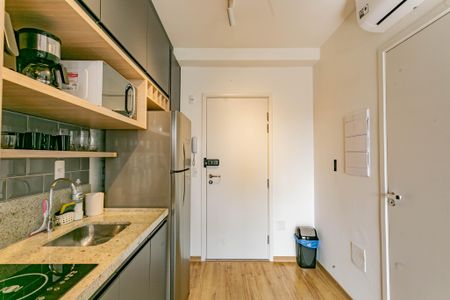 Cozinha de apartamento para alugar com 1 quarto, 27m² em Ipiranga, São Paulo